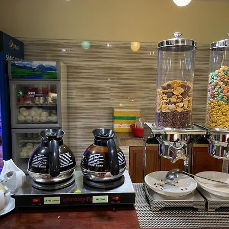 Thanh Tai Hotel 1 Хошимин Экстерьер фото