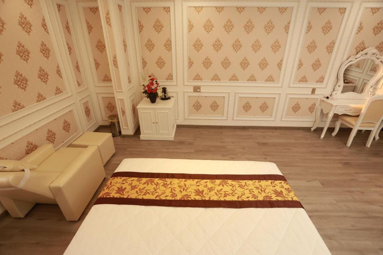 Thanh Tai Hotel 1 Хошимин Экстерьер фото